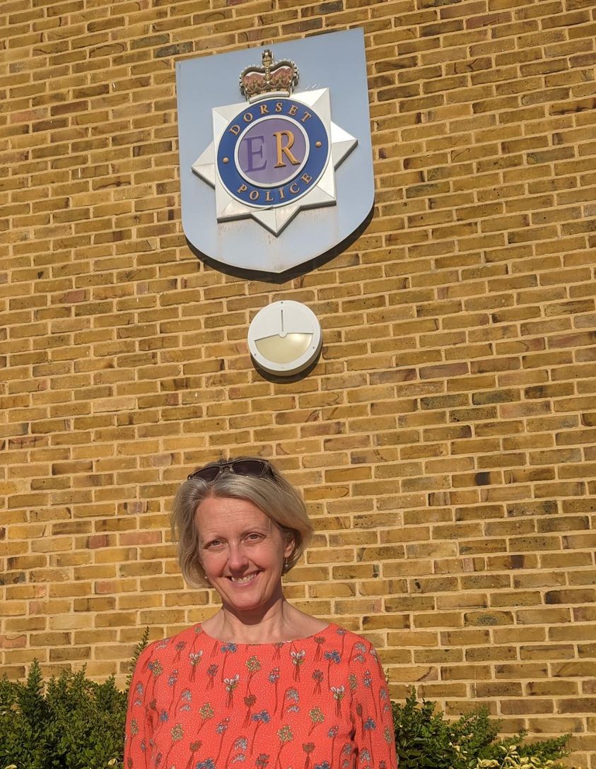 Sharon meets with Neighbourhood Policing Team